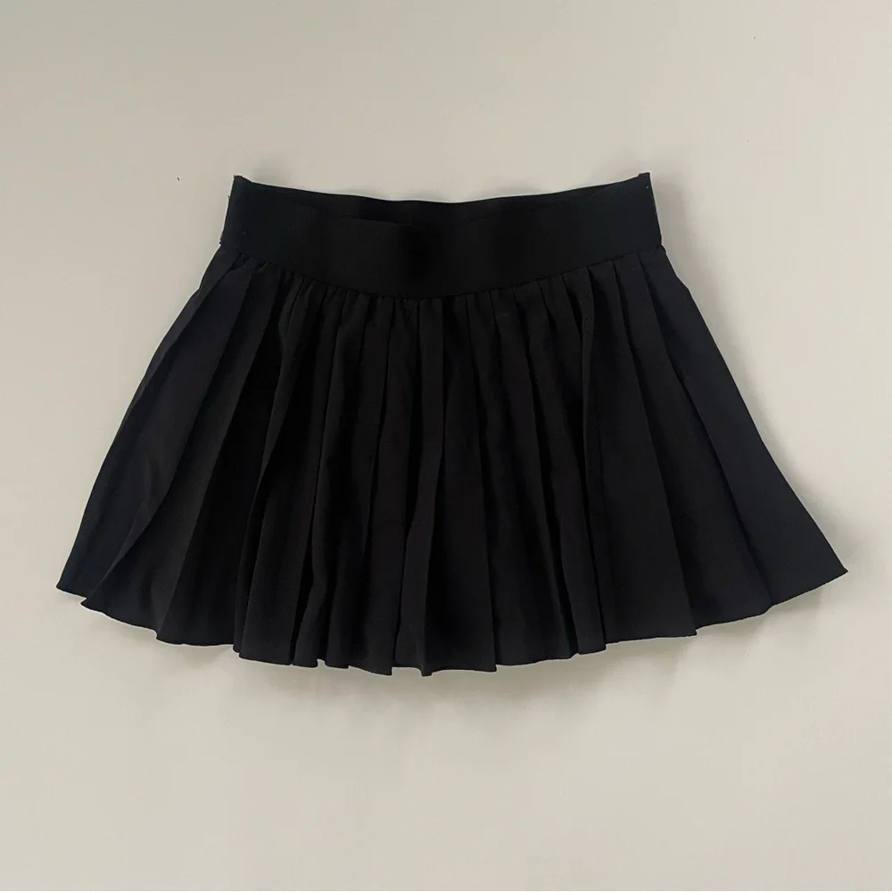 Aritzia Tna TnaMove Tennis ProMicro Pleated High Rise Skirt Skort Black Size XS